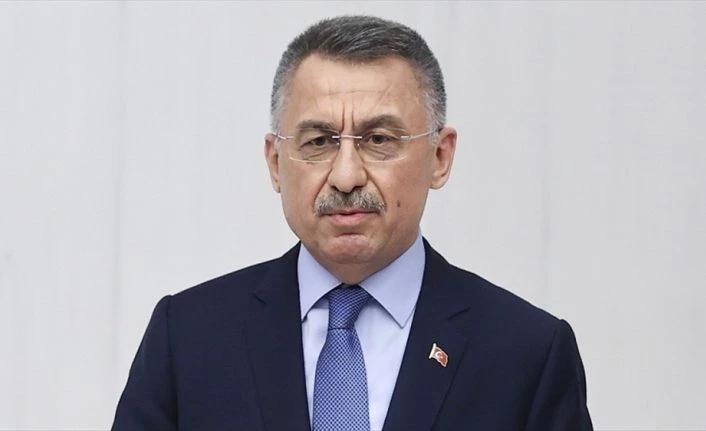 Fuat Oktay: Gayesi canı pahasına insanı yaşatmak olan sağlık çalışanlarımızın Tıp Bayramı kutlu olsun