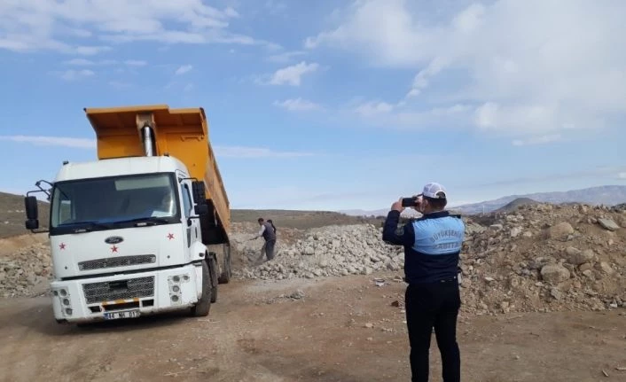 Hafriyat taşıyan araçlar denetlendi
