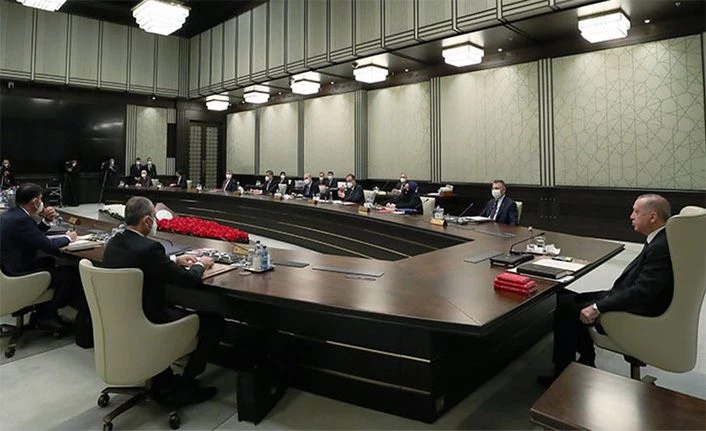 Kabine, koronavirüs gündemiyle toplandı