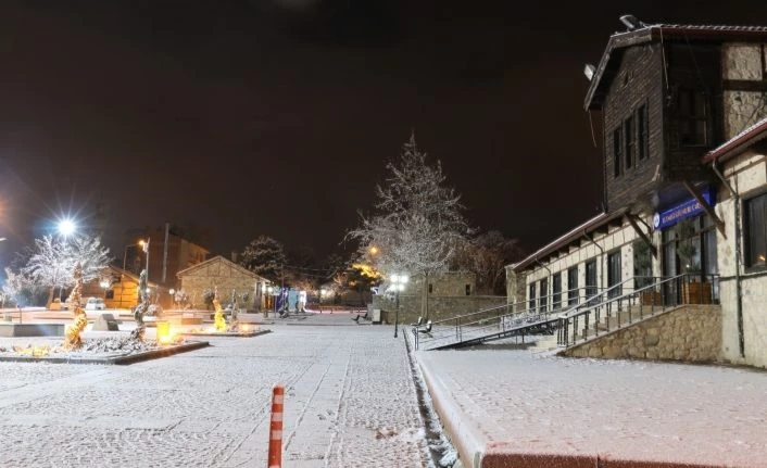 Karla kaplanan  Harput’ta görsel şölen