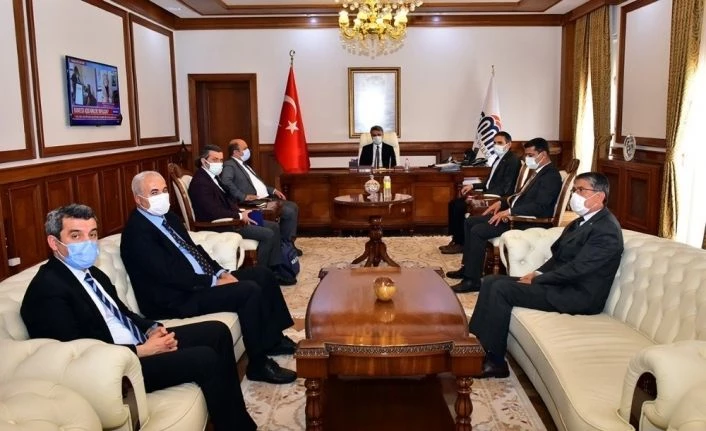 Kayısı için "kurul" oluşturuldu