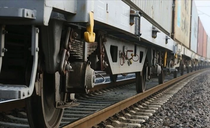 Kovid-19 salgını nedeniyle ara verilen bölgesel tren seferleri yarın yeniden başlayacak