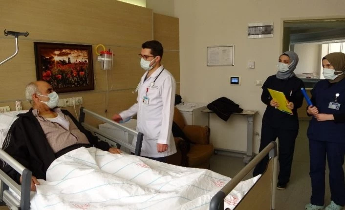Muş Devlet Hastanesinde ilk açık kalp ameliyatı yapıldı