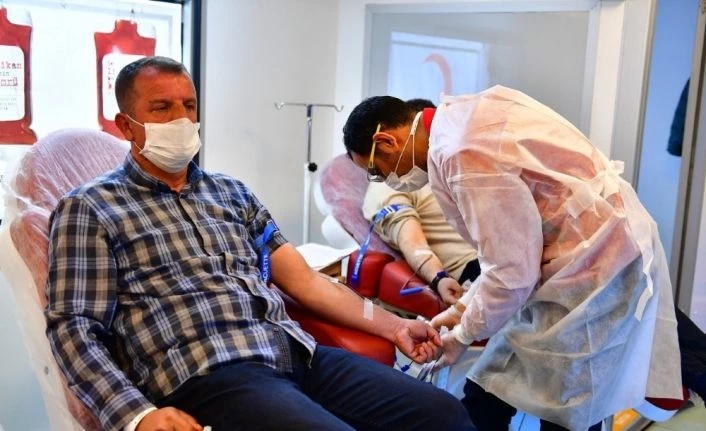 Yeşilyurt Belediyesi’nden kan kampanyasına destek