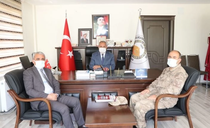 Başkan Demirci’den Müdür Gür’e teşekkür