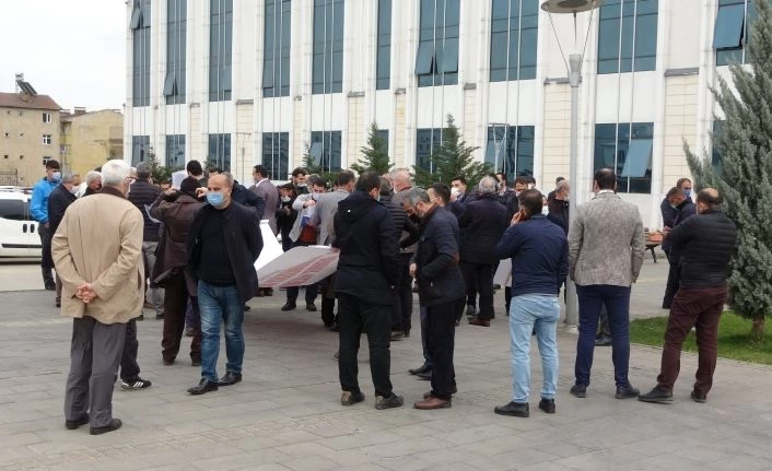 Bingöl’den emekli amiraller hakkında suç duyurusu