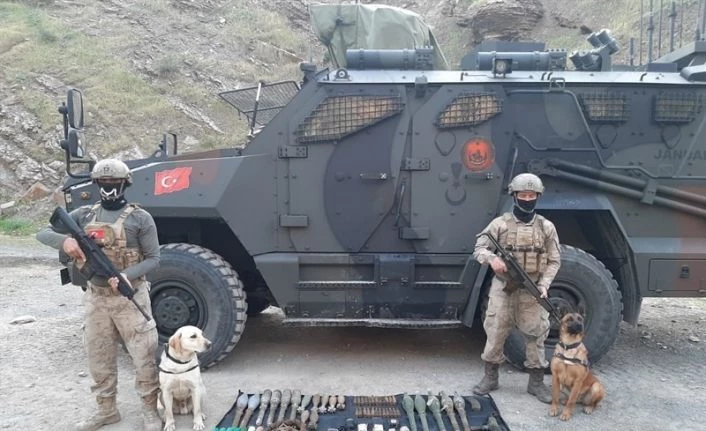 Çukurca’da PKK’ya darbe: Çok sayıda silah ve mühimmat ele geçirildi
