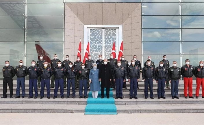 Cumhurbaşkanı Erdoğan pilotlarla bir araya geldi