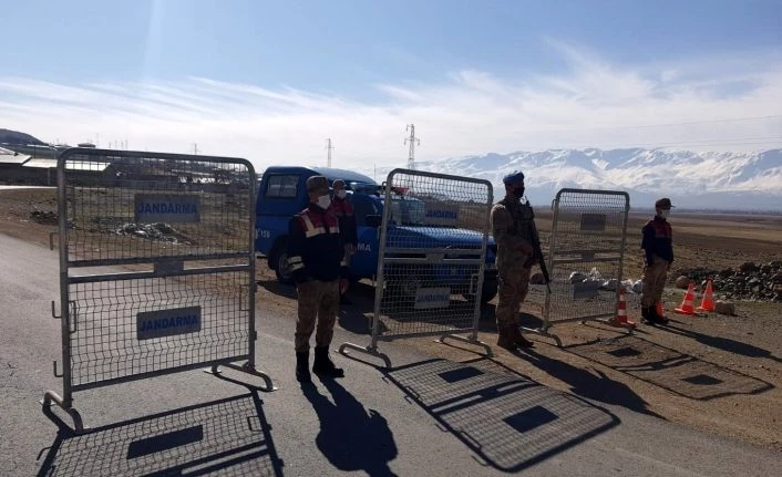 Erzincan’ın İliç ilçesinde 1 köy ve TOKİ konutları karantinaya alındı
