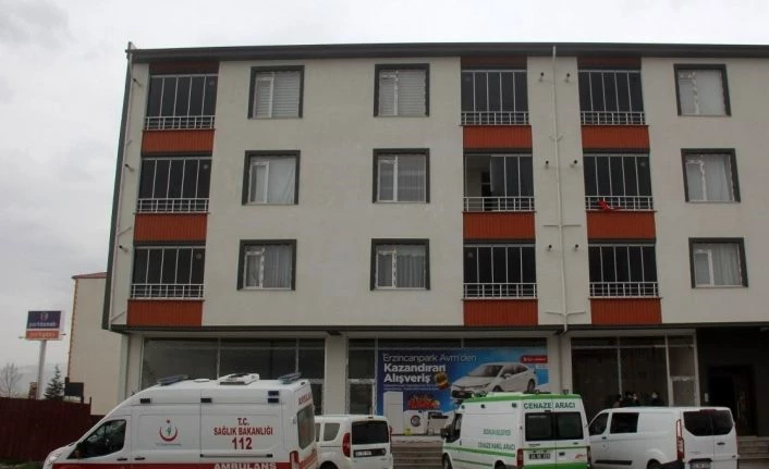 Evinde karantinadaki polis ölü bulundu