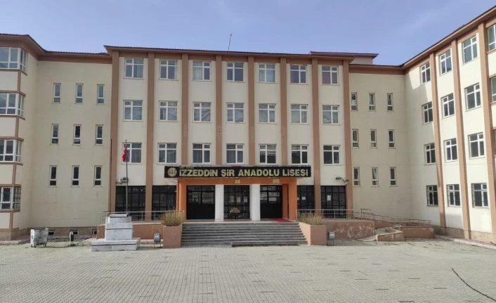 Gevaş’ta 3 okulda eğitime ara verildi