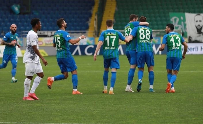 Gol düellosunda kazanan Çaykur Rizespor