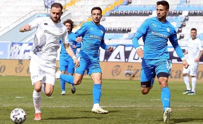 Konyaspor deplasmanda 3 puana uzandı