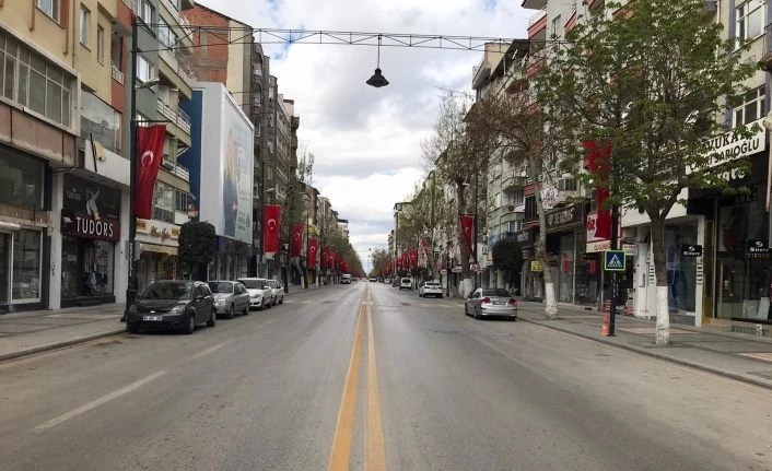 Malatya’da  cadde ve sokaklarda sessizlik hakim