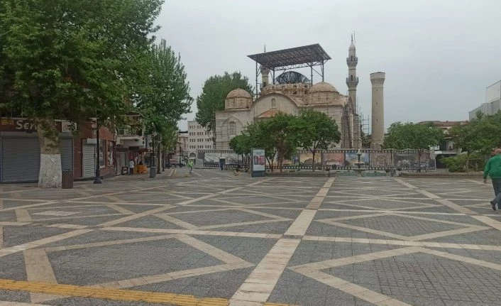 Malatya’da kısıtlamanın ilk gününde sessizlik hakim
