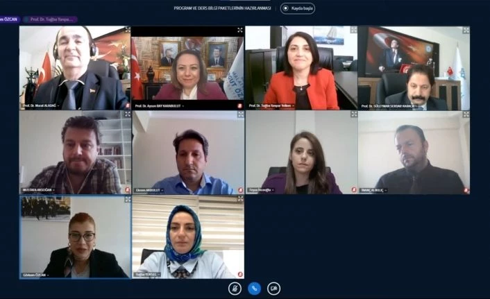 MTÜ’nün gerçekleştirdiği webinarda ders bilgi paketlerinin hazırlanması anlatıldı
