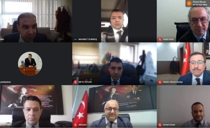 Tıbbiyelilere proje hazırlama öğretildi