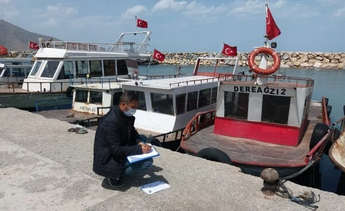 Van Gölü’ndeki balıkçı tekneleri denetlendi