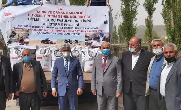 Bitlis’te sertifikalı kuru fasulye tohumu dağıtımı