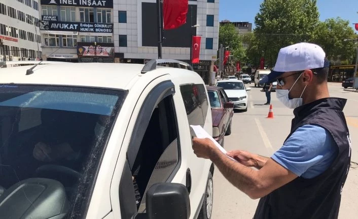 Covid-19 kurallarına uymayanlar polisten kaçamadı