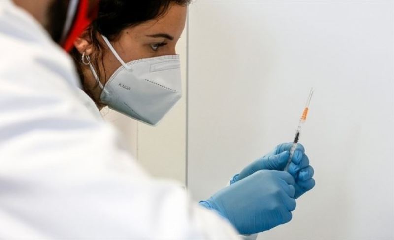 Dünya genelinde 1 milyar 840 milyon dozdan fazla Kovid-19 aşısı yapıldı