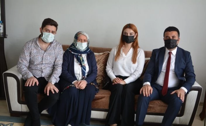 Hakkari Vali Yardımcısı Gölbaşı şehit ailelerini ziyaret etti