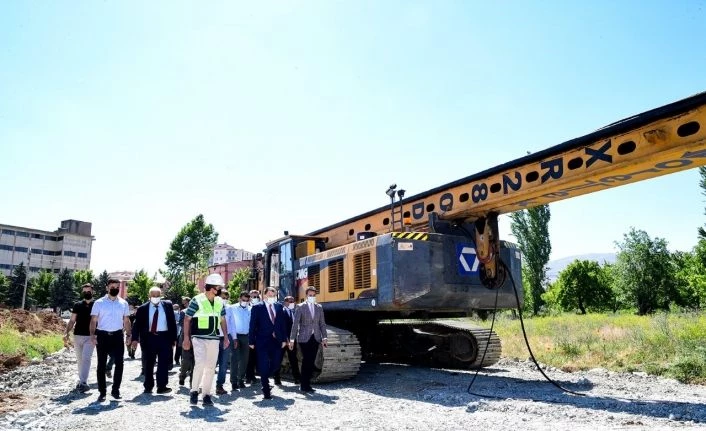 Hanımınçiftliği-Taştepe viyadüğü çalışmaları başladı