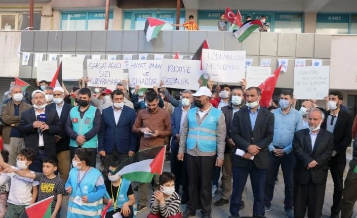 İsrail zulmü Bitlis’te kınandı