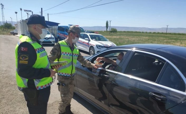 Jandarmadan şeker tadında etkinlik