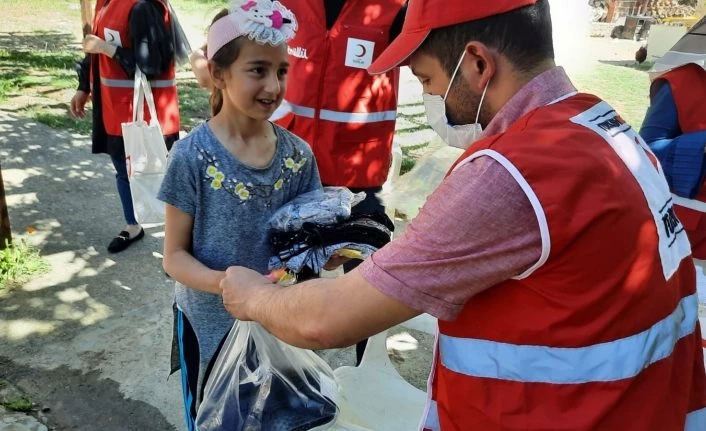 Kızılay’dan erken bayram coşkusu