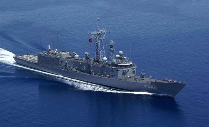 Libya açıklarında 123 düzensiz göçmen, TSK
