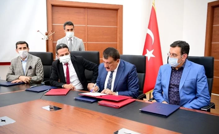 Malatya kent meydanı için protokol imza töreni düzenlendi