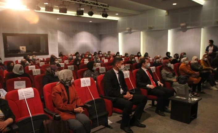 Malazgirtli kadınlara uyuşturucu konulu seminer