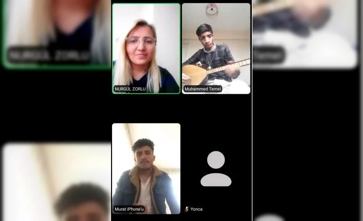 Meslek liseleri sanatsal etkinlikte buluştu