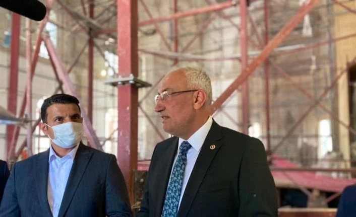 Yeni Cami’deki restorasyon çalışmaları Kurban Bayramı’na kadar tamamlanacak