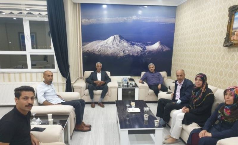 Ağrı İl Emniyet Müdürü Özen şehit polis ailesini misafir etti