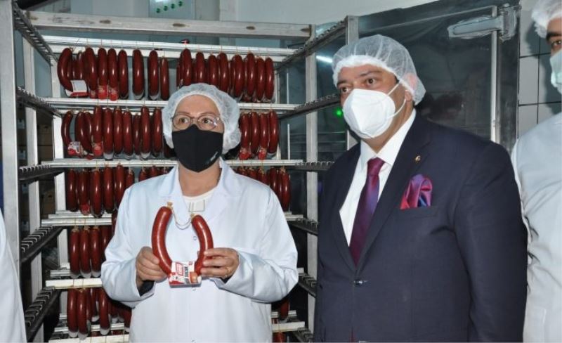 Bakan Yardımcısı Ayşe Ayşin Işıkgece et entegre tesislerini inceledi