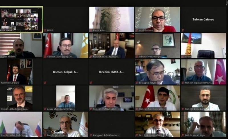 Türk Dünyası Dijital Vatandaşlığı Projesi uygulamaya geçiyor