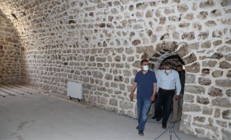 Vali Akbıyık’tan Çukurca’ya ziyaret