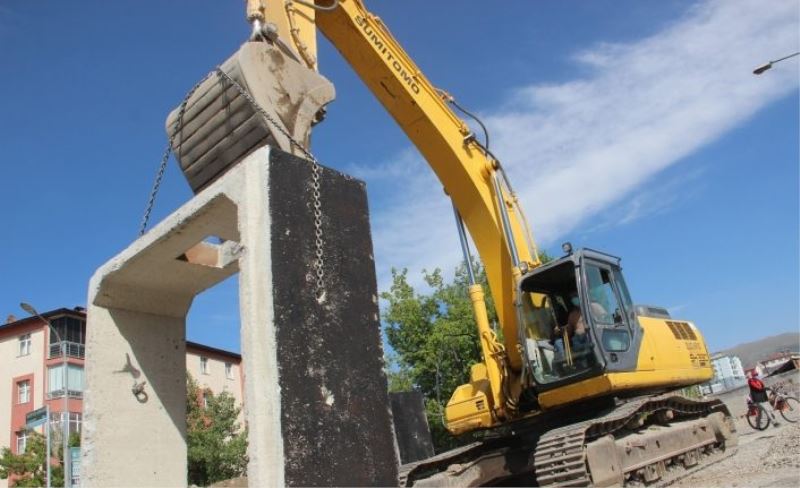 Yağmur suları artık Erzurum için çile olmayacak