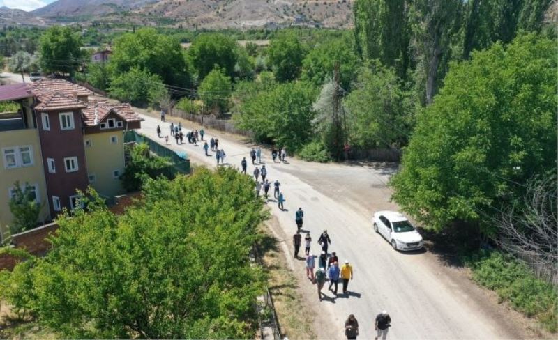 Yeşilyurt’ta doğa yürüyüşü yapıldı